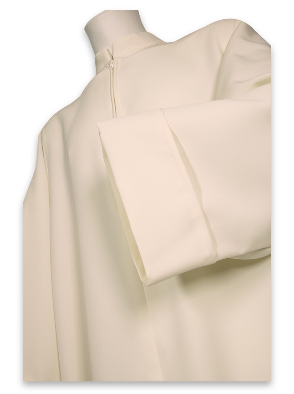 AR.PA.S. PARAMENTI Camice svasato in cotone con colletto a listino